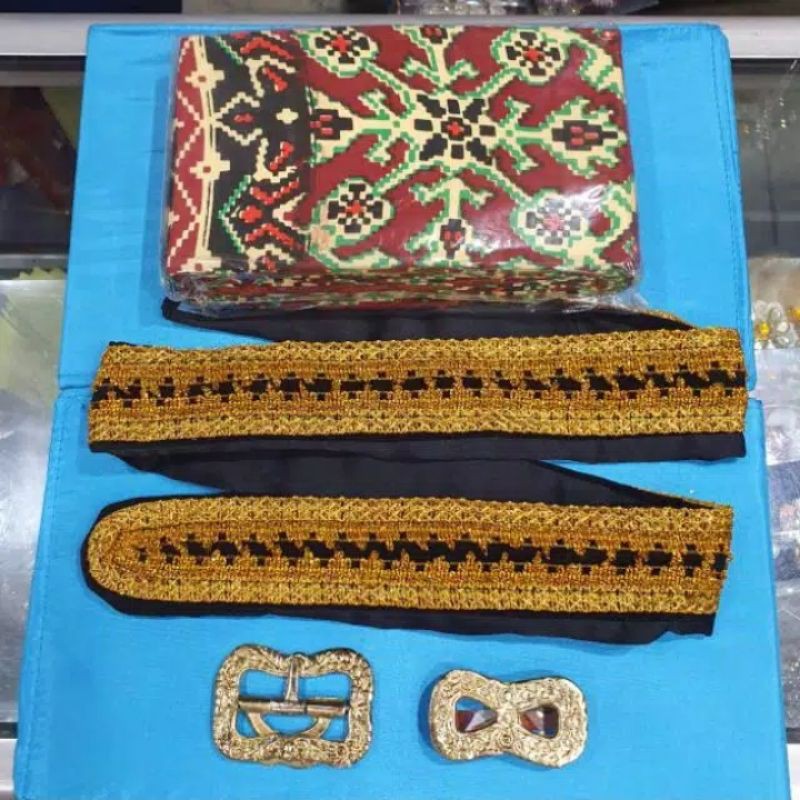 Perlengkapan Beskap Adat Jawa // Aksesoris Adat Jawa