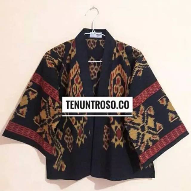 Kimono tenun motif kupang