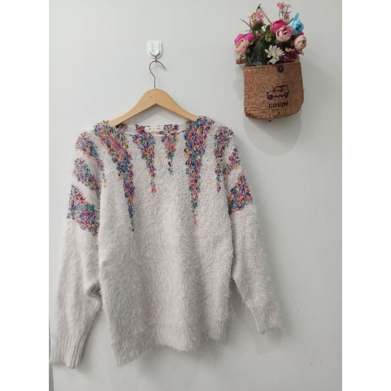 THRIFT BULU MOTIF BUNGA KECIL