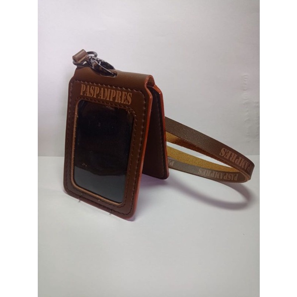 

Tempat Id Card PASPAMPRES SAKU MAGNET DOUBEL FLIP