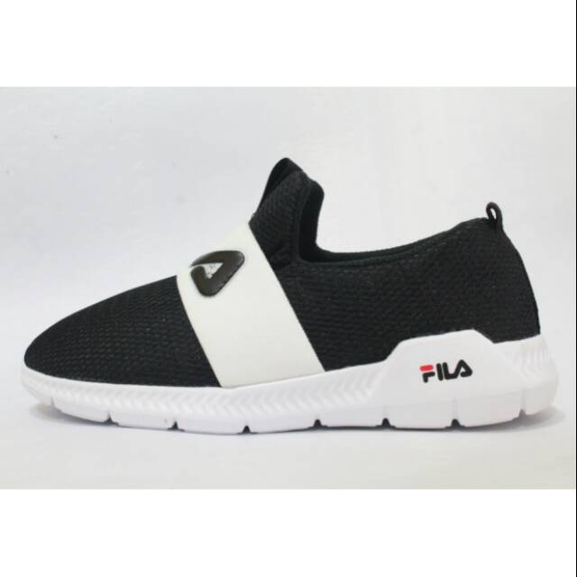 Sepatu Fila Slip On Anak Fashion Anak Black Made In Vietnam