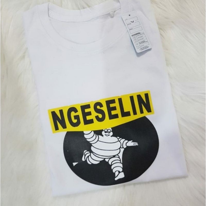 KAOS BAJU PLESETAN LUCU UNIK PRIA WANITA NGESELIN