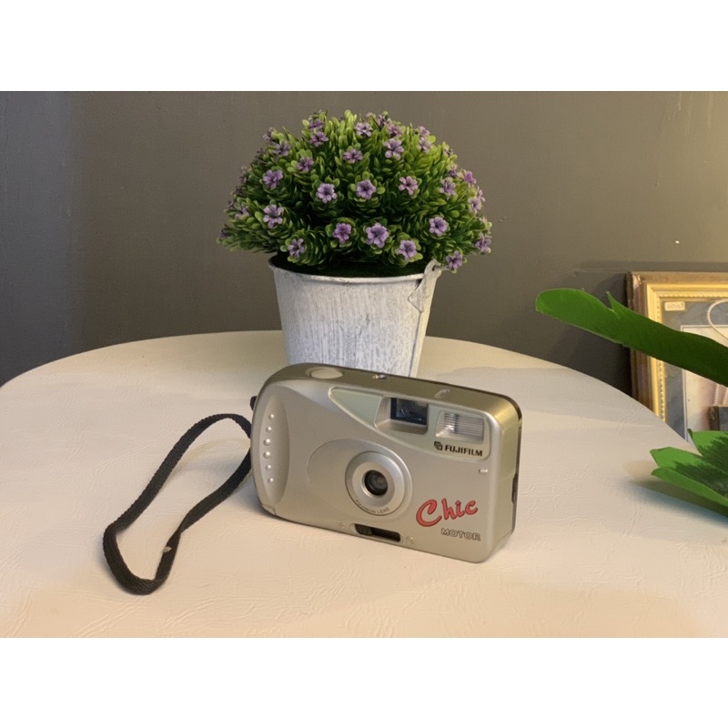 Kamera Pocket Analog Fujifilm Chic Motor