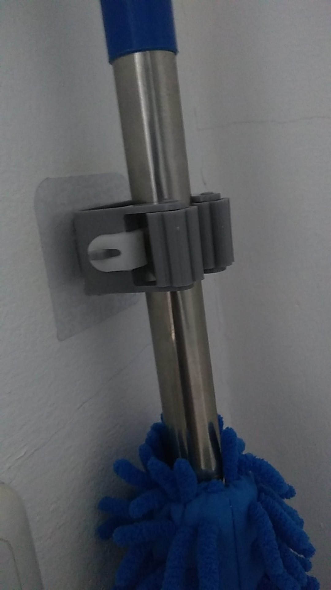 [1kg = 60pcs]gantungan Sapu Pel Serbaguna Tempel Dinding