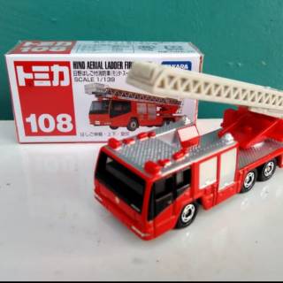 Tomica no 108 Hino  Aerial Ladder fire truck  Tomica reguler 