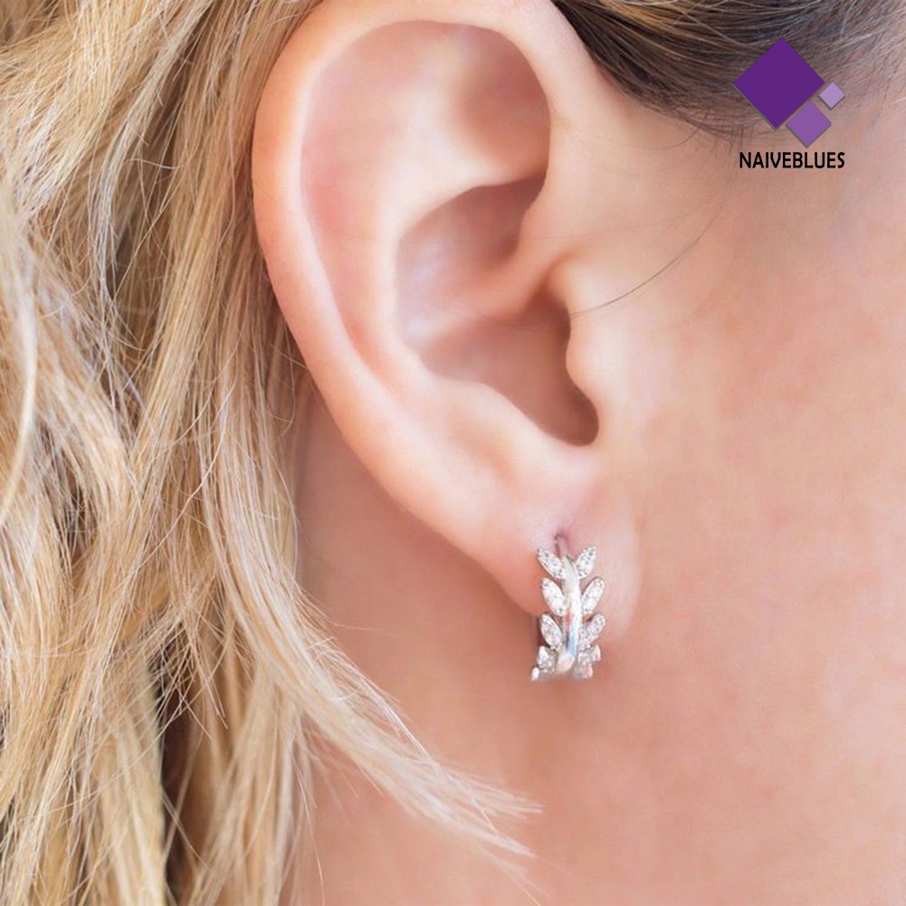 Anting Tindik Model Menjuntai Bahan Cubic Zirconia Untuk Wanita