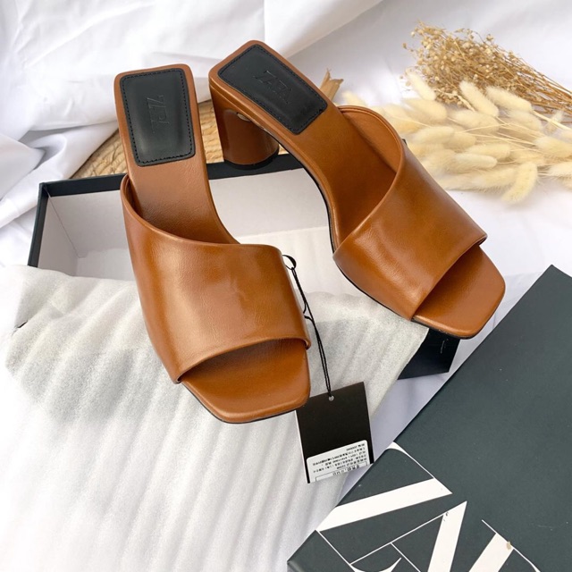 Sandal Wedges Kulit Zara