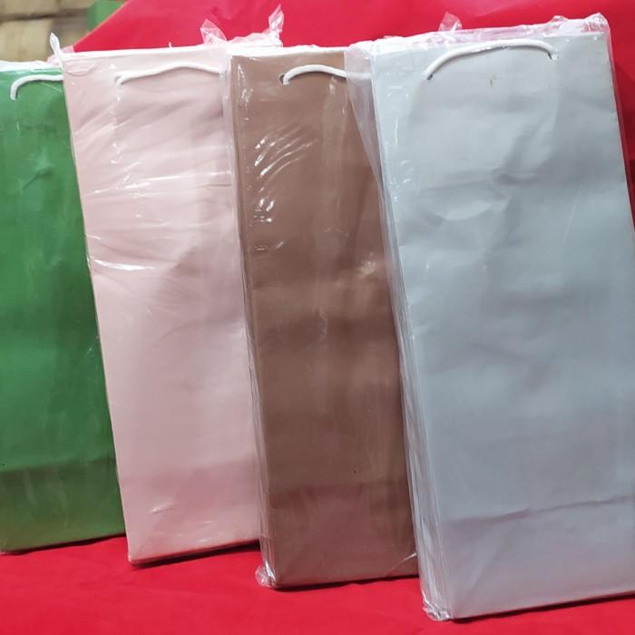 

Goodiebag Paper Bag Botol Putih Polos Isi 12 Pcs Terlaris Dan Termurah