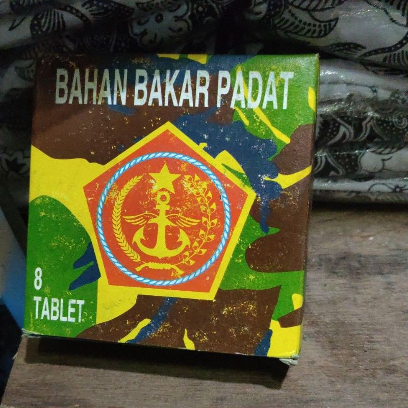 kompor parafin/ kompor lapangan . bahan bakar padat parafin