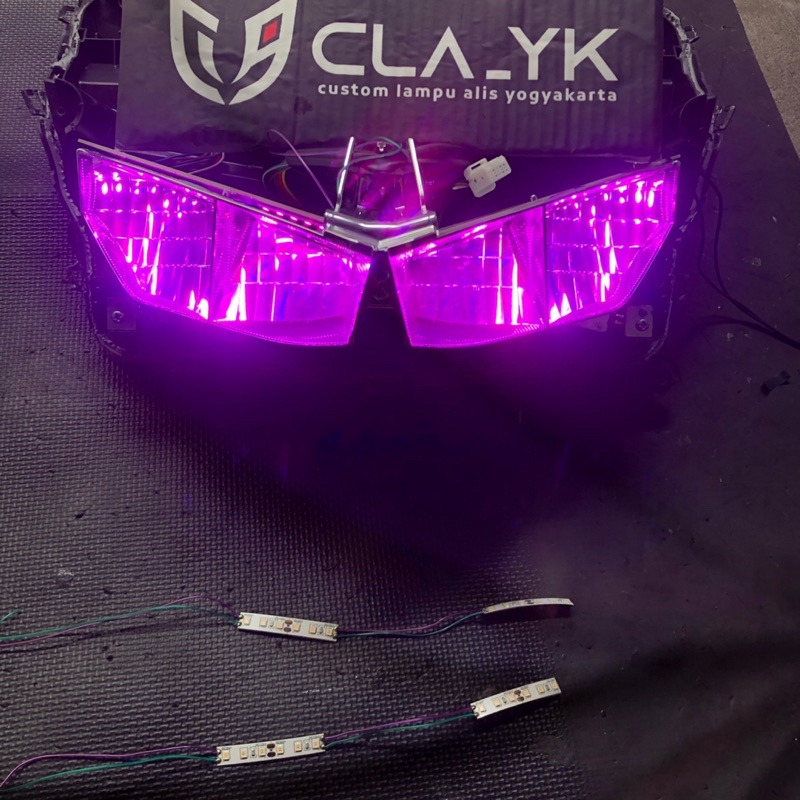 PNP devil eye vario led new