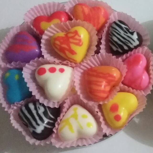 

Coklat Love Rainbow / Coklat Lebaran /Coklat Parcel /Coklat Gift 300gram