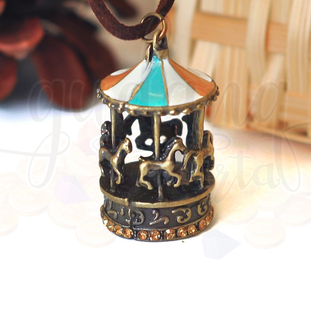 Kalung Vintage Carousel Horse Lucu Kuda Lucu Unik GH 204182