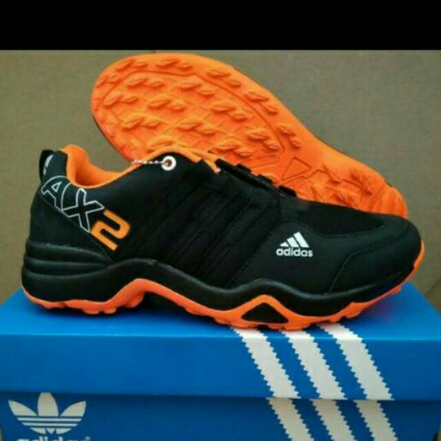 Temukan Sepatu Adidas AX 2 - Sepatu Sport Pria - Sepatu Adidas AX 2