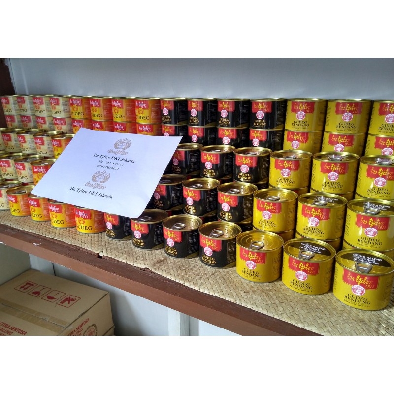 

QH Gudeg Kaleng Bu Tjitro Paket Hemat Varian Pedas 100% Asli Produksi Baru