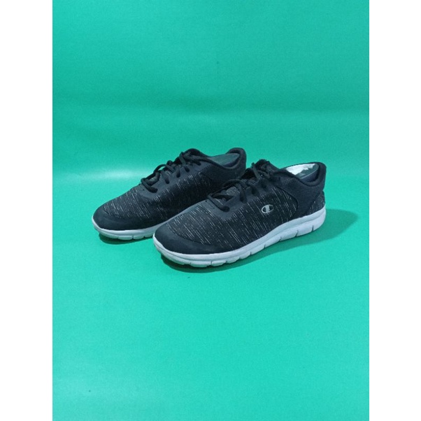 Sepatu champion bw ORI 37