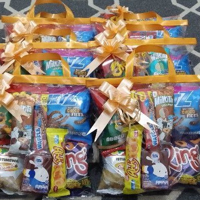 

Souvenir Ultah Anak Snack Bingkisan Hampers ulang tahun kado
