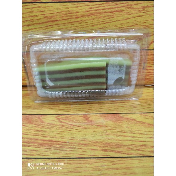 

kue pepe pandan lapis coklat