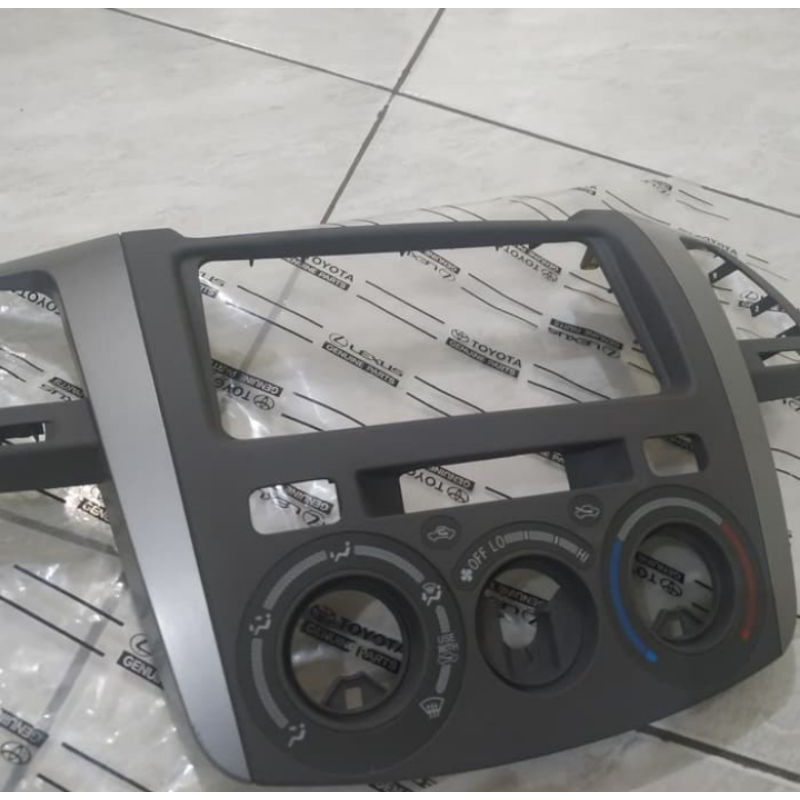 Frame panel head unit standar fortuner / hilux 2005-2015