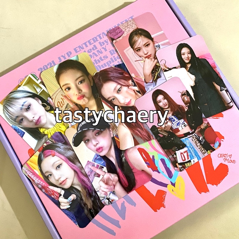 [booked] sealed itzy crazy in love cil album photocard itzy version with preorder pob mecima yeji li