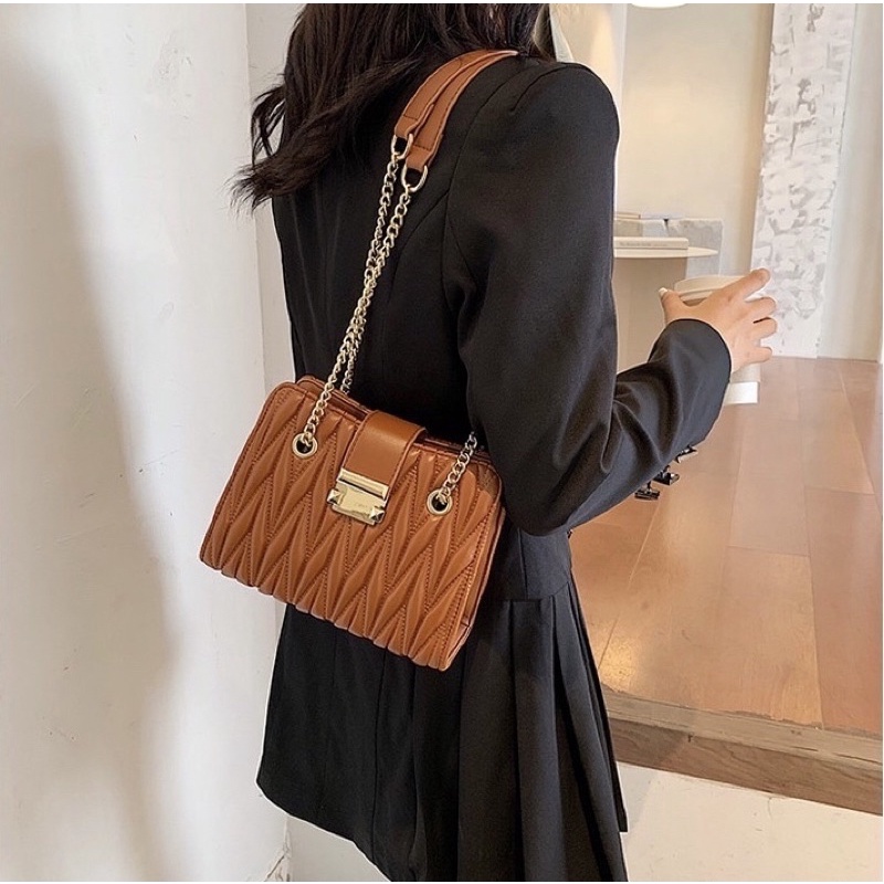 Tas Selempang Ketiak SouldersBag Bahu Wanita Timbul Salur Semi Kulit Import Korea Murah