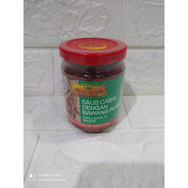 

Lee Kum Kee Chilli Garlic Saus Cabai Dengan Bawang Putih 226Gr