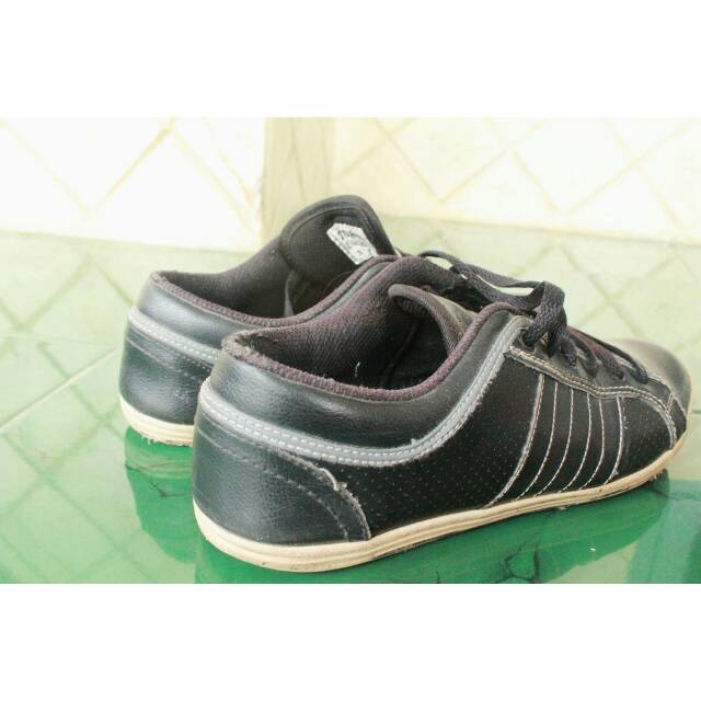 Sepatu tomkins original uk.39