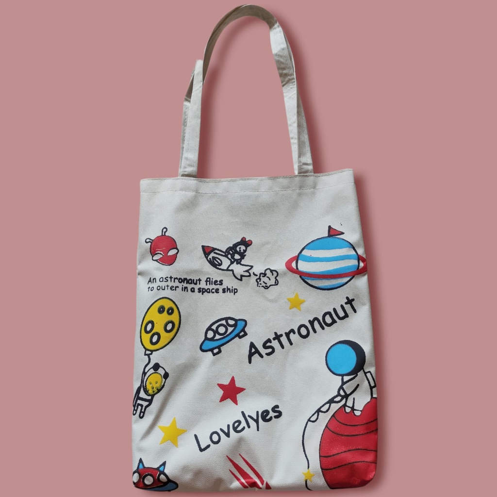 Tas Totebag Lucu, Tas Totebag Karakter, Tas Totebag Motif, Tas Astronot, Tas Souvenir, Tas Sovenir, Tas Totbag, Tas Undangan, Tas Bintang, Tas Kado , Tas Murah, Tas Viral, Tas Kekinian, Tas Anak, Tas Kekinian, Tas Perepet, Tas Disney, Tas Velcro