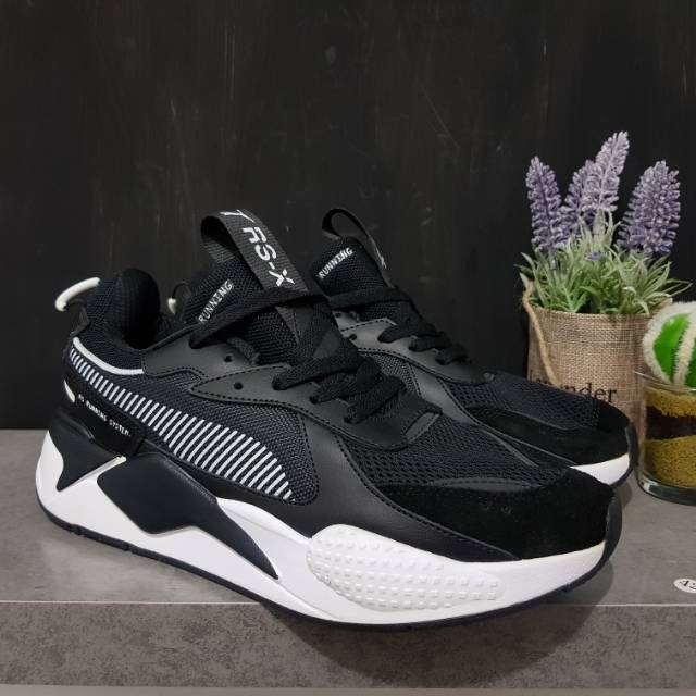 puma rs black and white