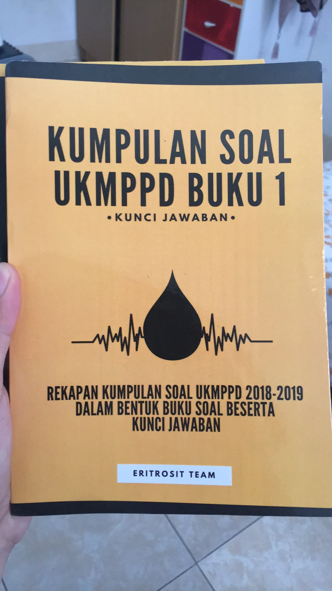 Paket A Paket Buku 1 Dan 2 Kumpulan Soal Ukmppd Kedokteran Tahun 2018 2020 Shopee Indonesia