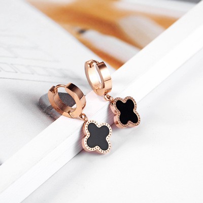 Anting Serut Titanium Boba Jurai Anti Karat Desi Korea Clover Rosegold Simple - BE303