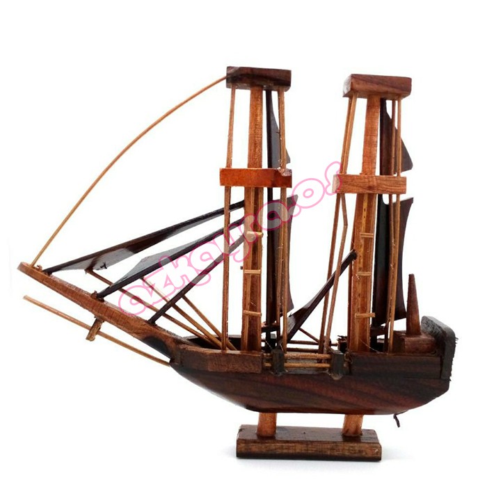 Miniatur Kayu - Kapal Pinisi Dewaruci