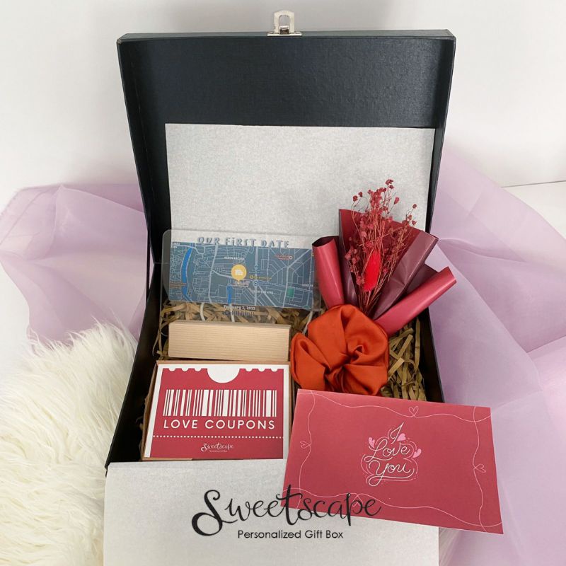 

Gift Box Package 306-Paket Hampers 306 - Souvenir Pernikahan Kekasih