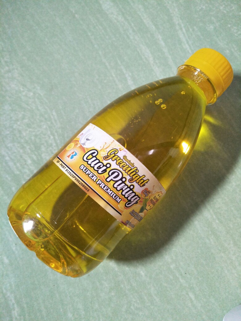 Sabun Cuci Piring 350 Ml Greenlight Super Premium Kental Aroma Jeruk Nipis