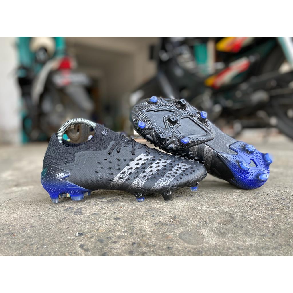 Soccer Adidas Predator Freak.1 Low FG - Black Black