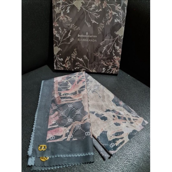 The Xanadu voal midnight Buttonscarves