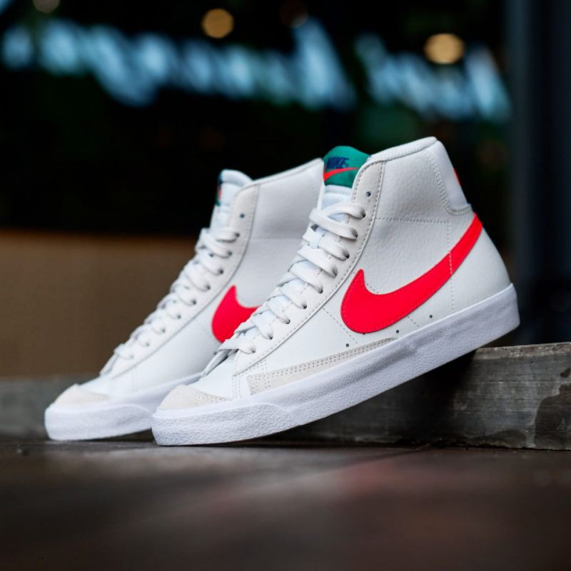 NIKE BLAZER MID 77 WHITE ORANGE BLUE