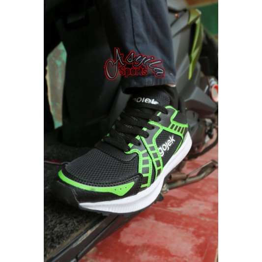 sepatu olah raga pria sepatu gojek sepatu pria