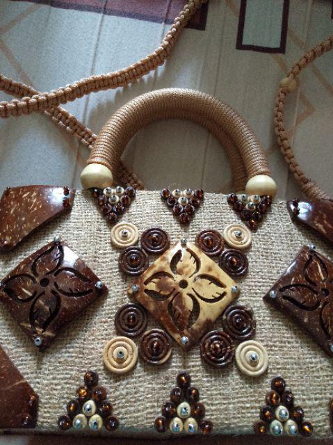 Tas Monte Bahan Batok Kelapa Dan Karung Goni