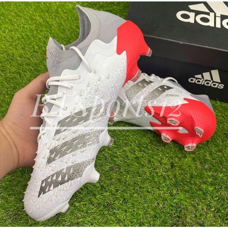 SEPATU BOLA ADIDAS PREDATOR FREAK 1 FG LOW CUT ORIGINAL
