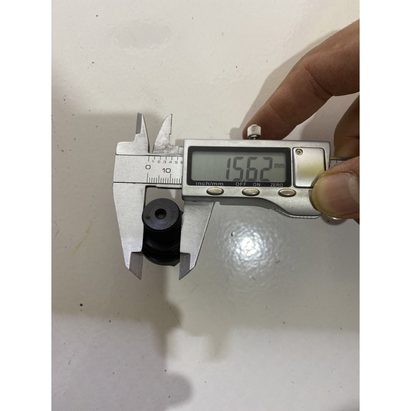 Valve tutup klep - valve pvc - valve pcv innova Hilux Fortuner