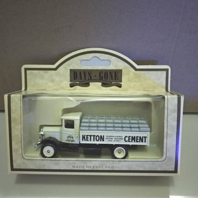 Lledo 1/64 Ketton Cement