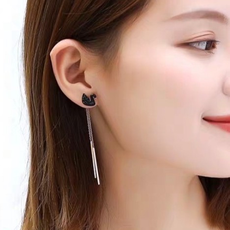 Anting Titanium Panjang Wanita Import Anti Karat Murah AA050 motif angsa