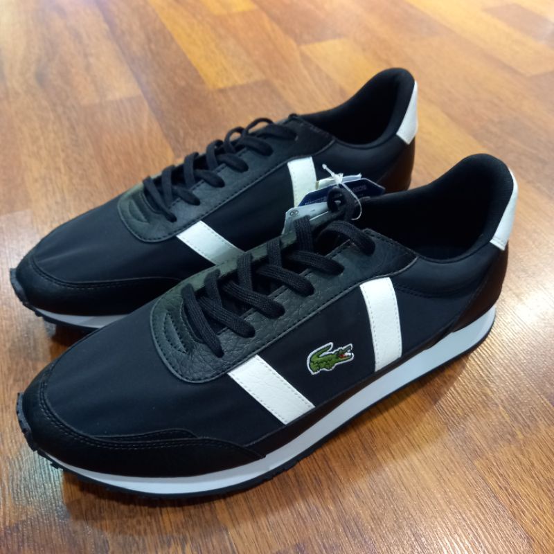 lacoste pumps black