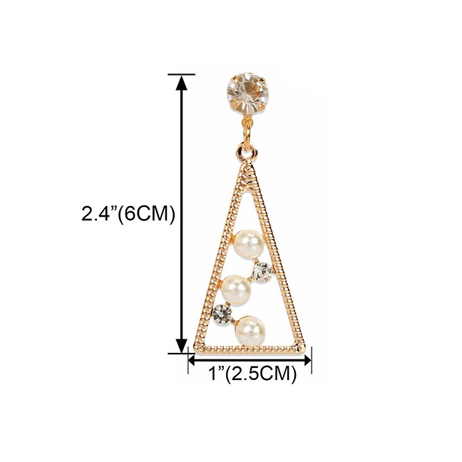 LRC Anting Tusuk Fashion Golden Alloy Diamond Pearl Earrings K44373