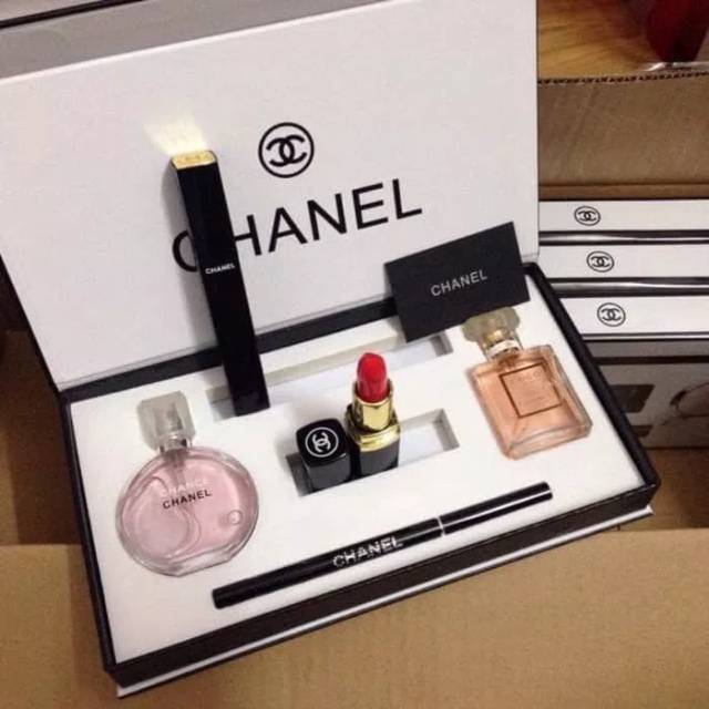 CHANEL Set 5 in 1 / CHANEL Parfume miniatur / CHANEL Make Up (ORIGINAL)