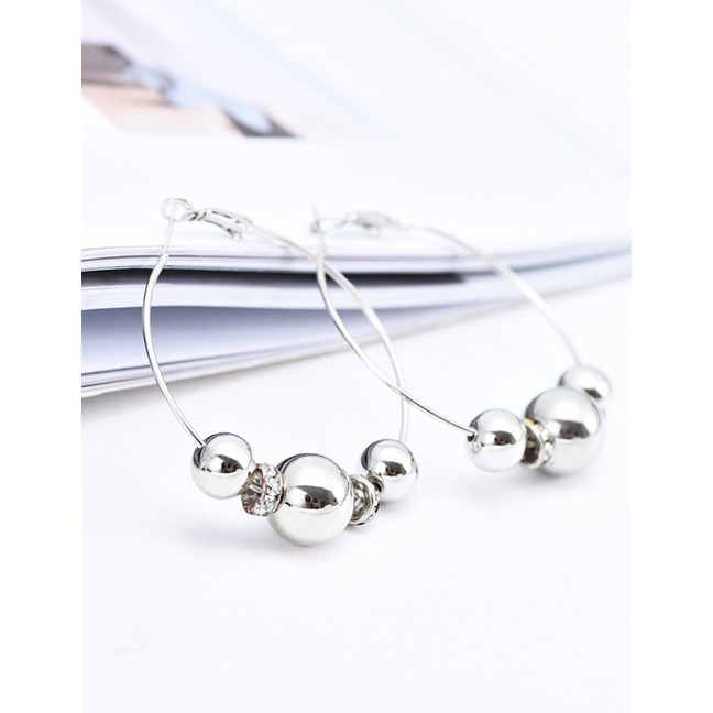 LRC Anting Tusuk Fashion Silver Three Ball Earrings F66538