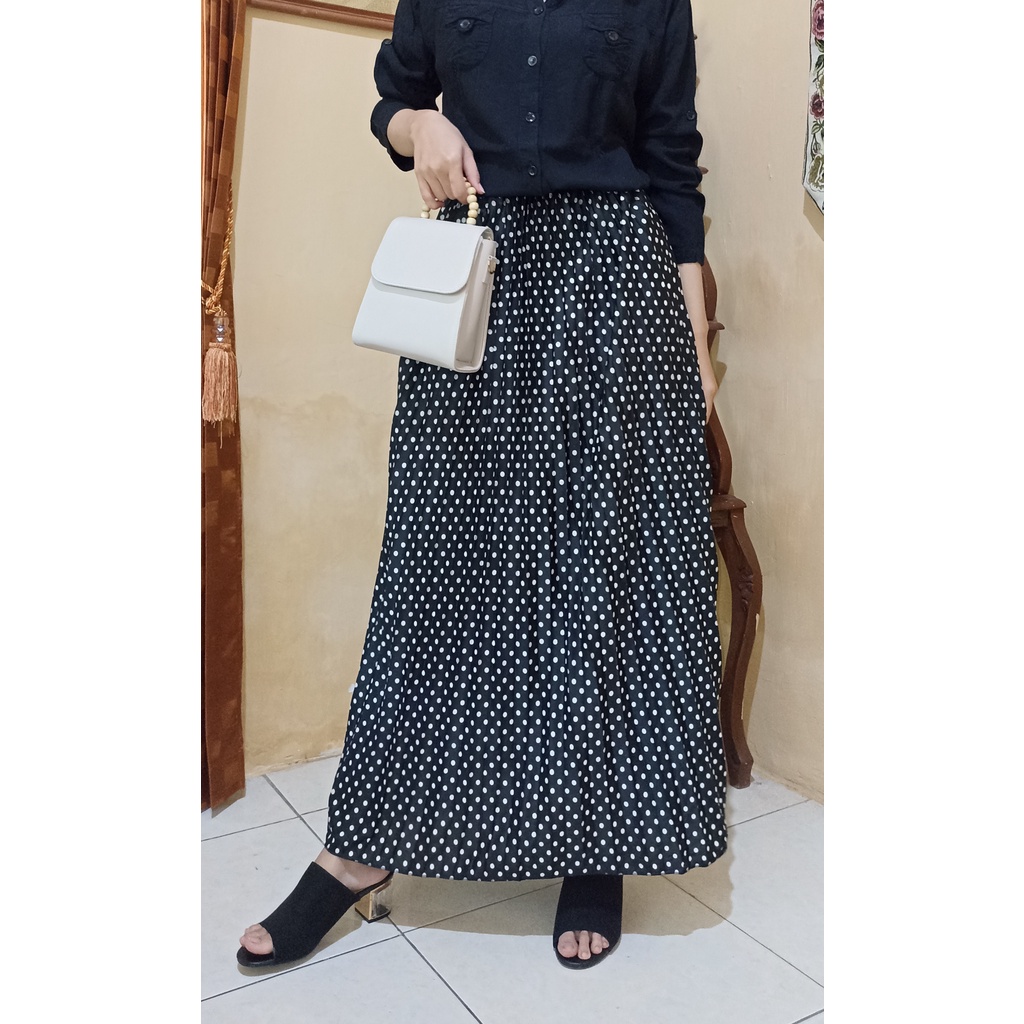 ROK PLISKET POLKADOT PREMIUM LIPATAN BESAR