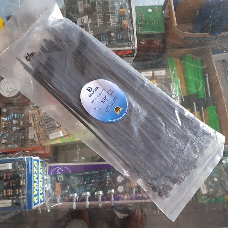 100 KABEL TIES 3.6X250