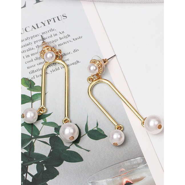 LRC Anting Tusuk Fashion Gold Fringed Pearl Earrings D02988