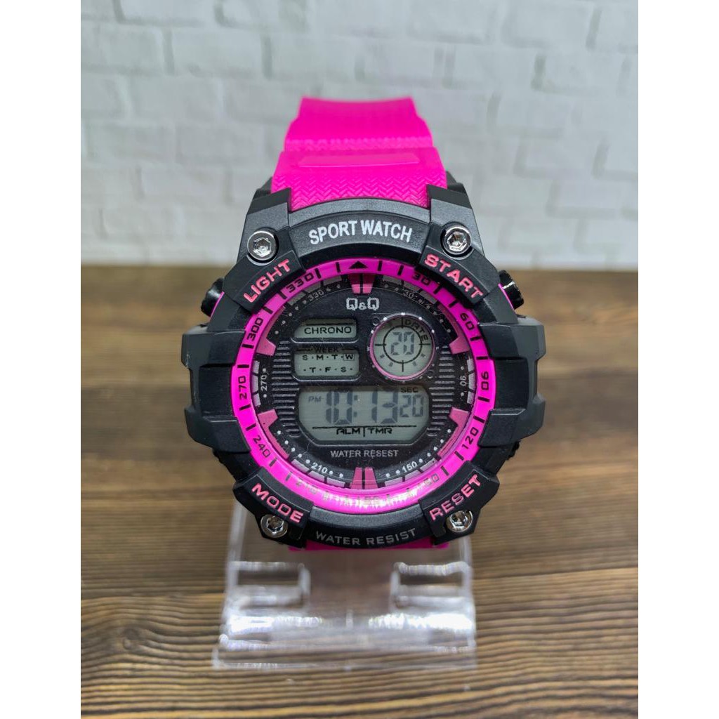 Promo Jam Tangan / Sport Digital / QnQ  / Pria/Wanita / Water Resistent / Strapp Rubber / Jam Murah